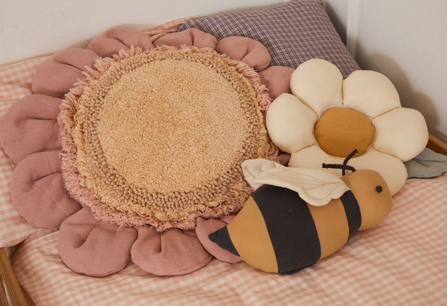 Buzzy  Bee Cushion