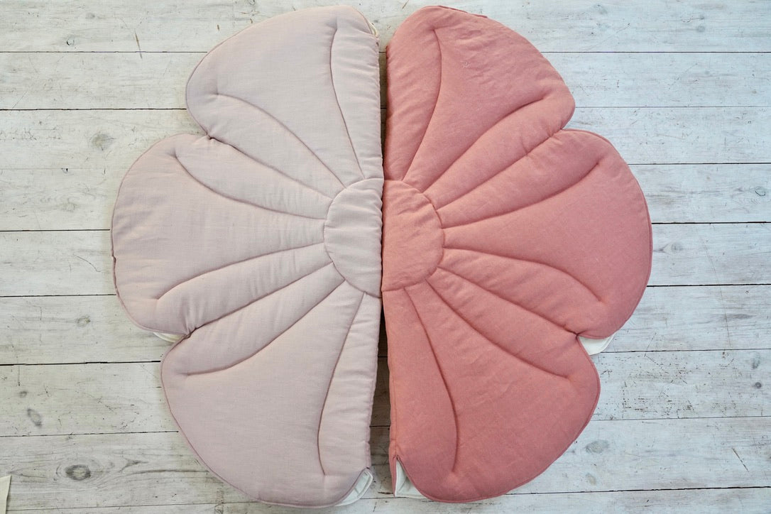 Linen "Powder Rose" Flower Mat