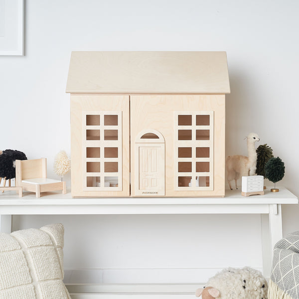 Hudson Dollhouse