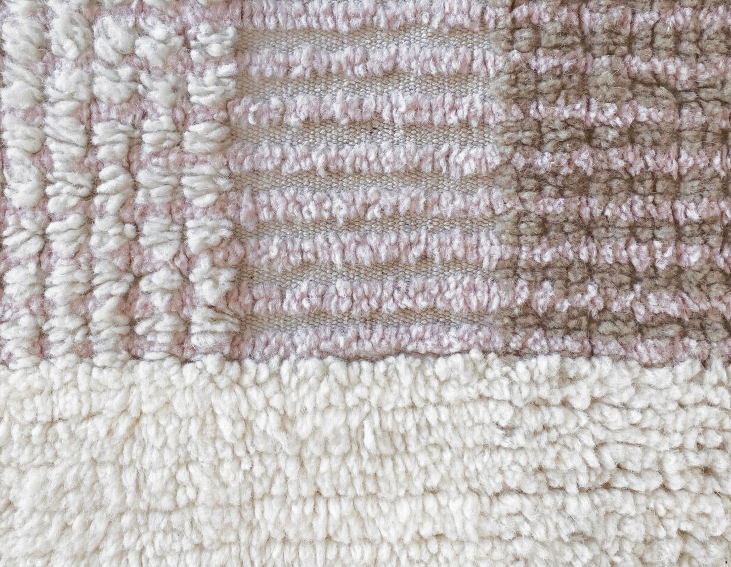 Kaia Wool Rug (Rose)