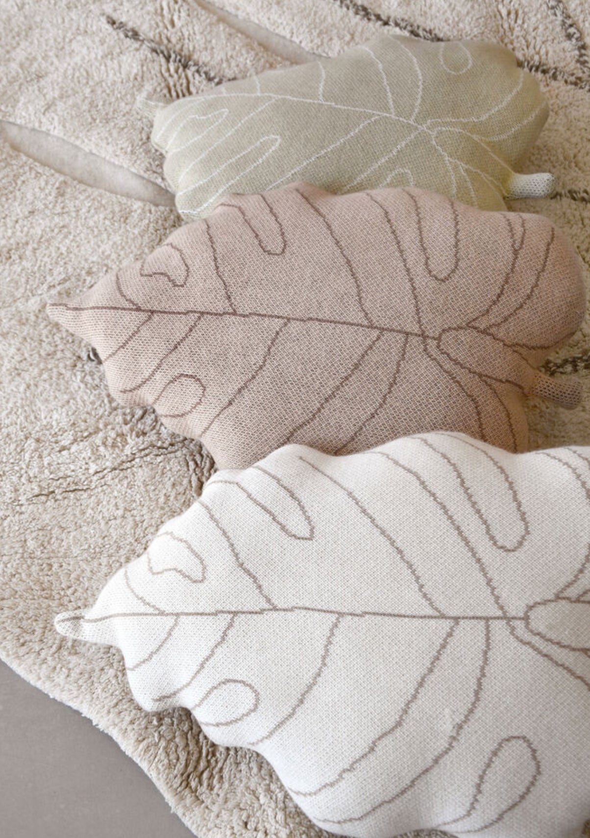 Baby Leaf Knit Pillow (Multiple Colors)