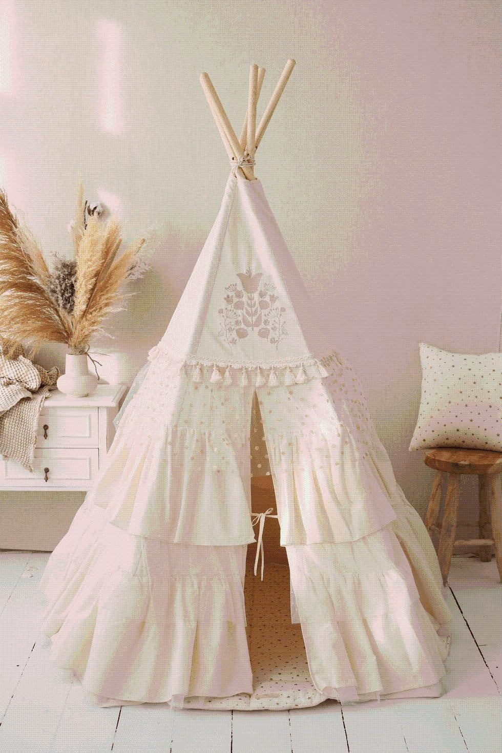 Ruffled Play Tent Set