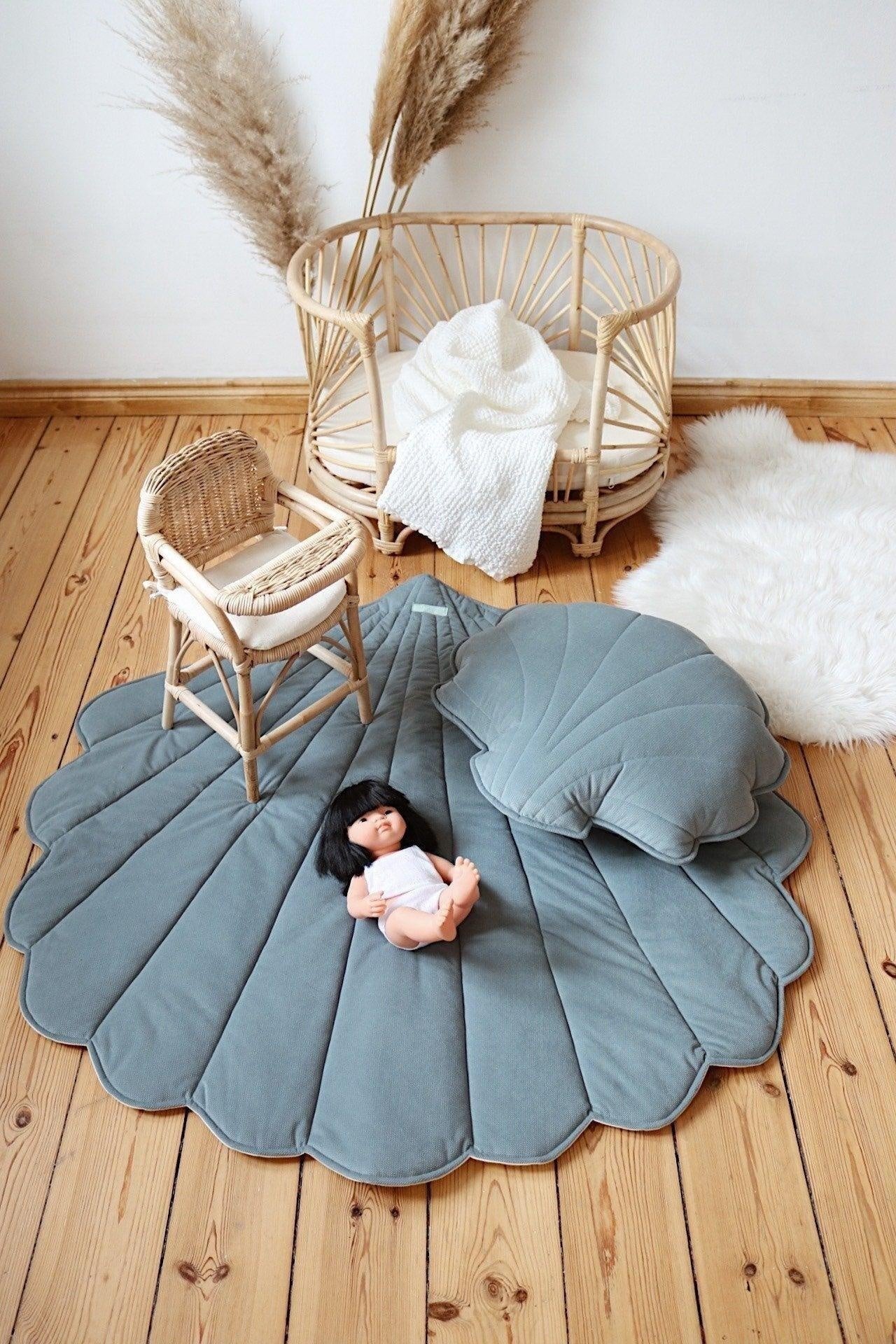 Velvet Grey Mint Shell Mat