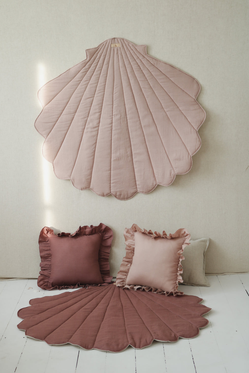 Linen Powder Pink Shell Mat